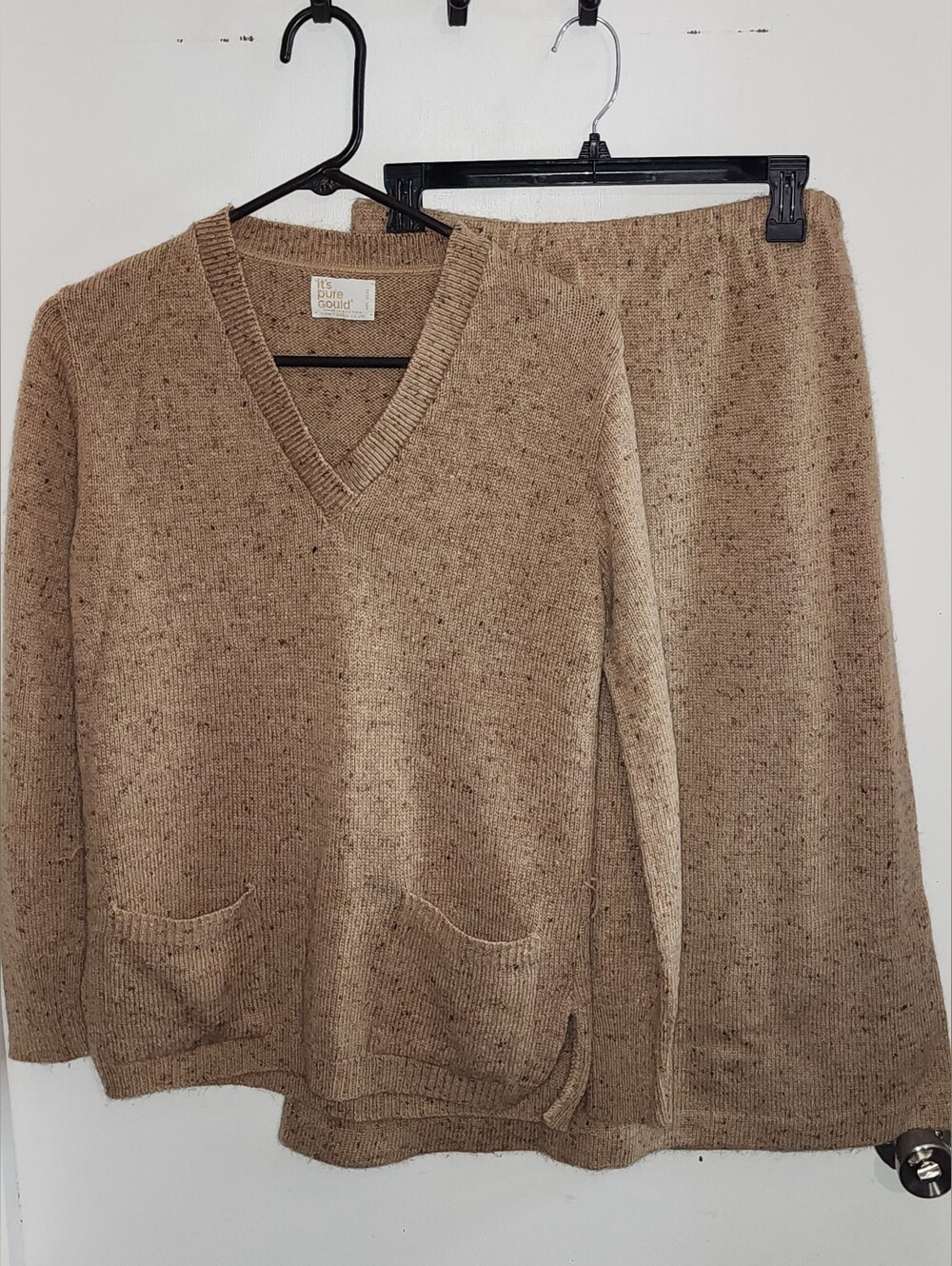 It's Pure Gould Vintage 70's Classic Top and Knee-Length Bouclé Skirt Set - Picture 2 of 16